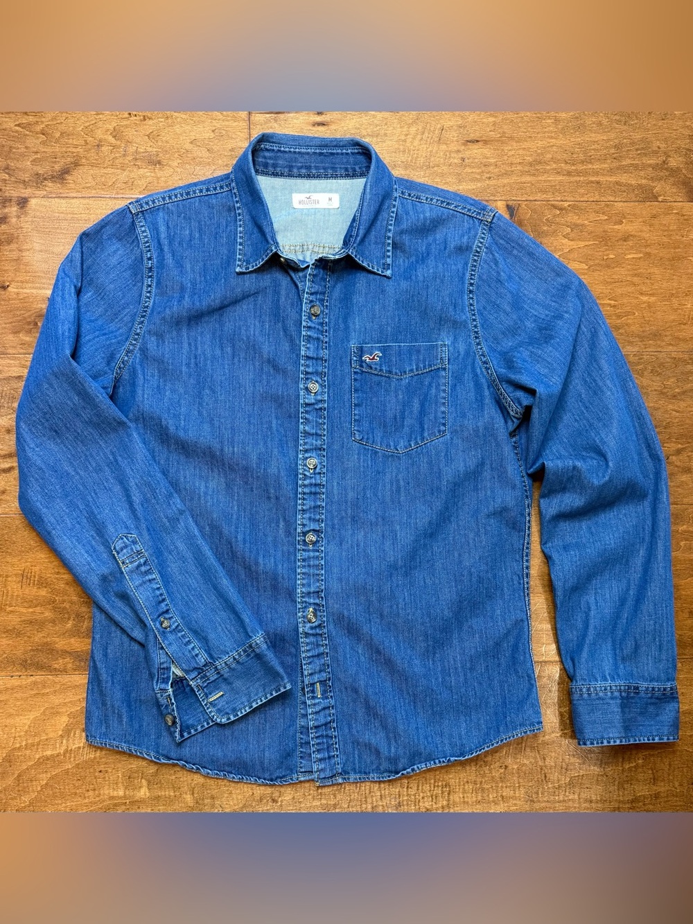 Hollister 100% Cotton Denim Chambray Button Down Shirt Medium